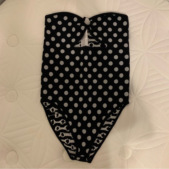 Polkadot bodysuit - Picture 2 of 4